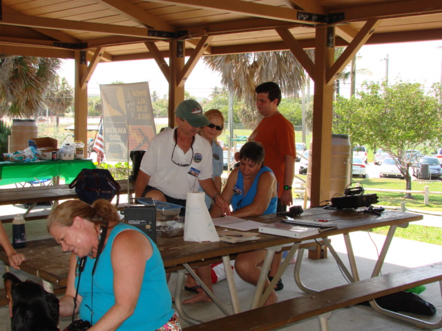 JTRG Picnic 041011 (5).JPG